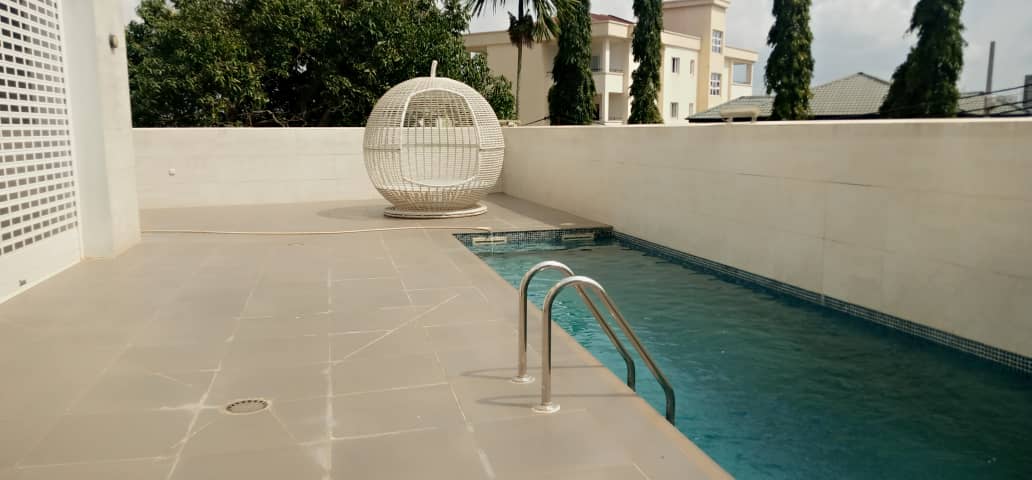 Studio meublé luxe piscine Bastos