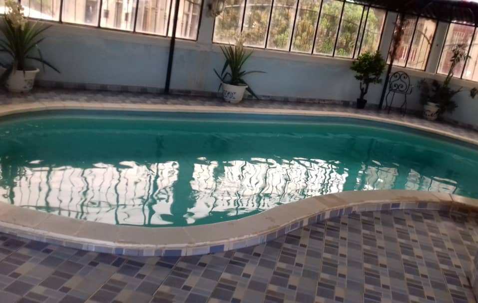 appartement meublé avec piscine à Bastos