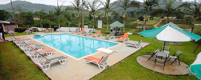 Piscine du Centre touristique de Nkolandom