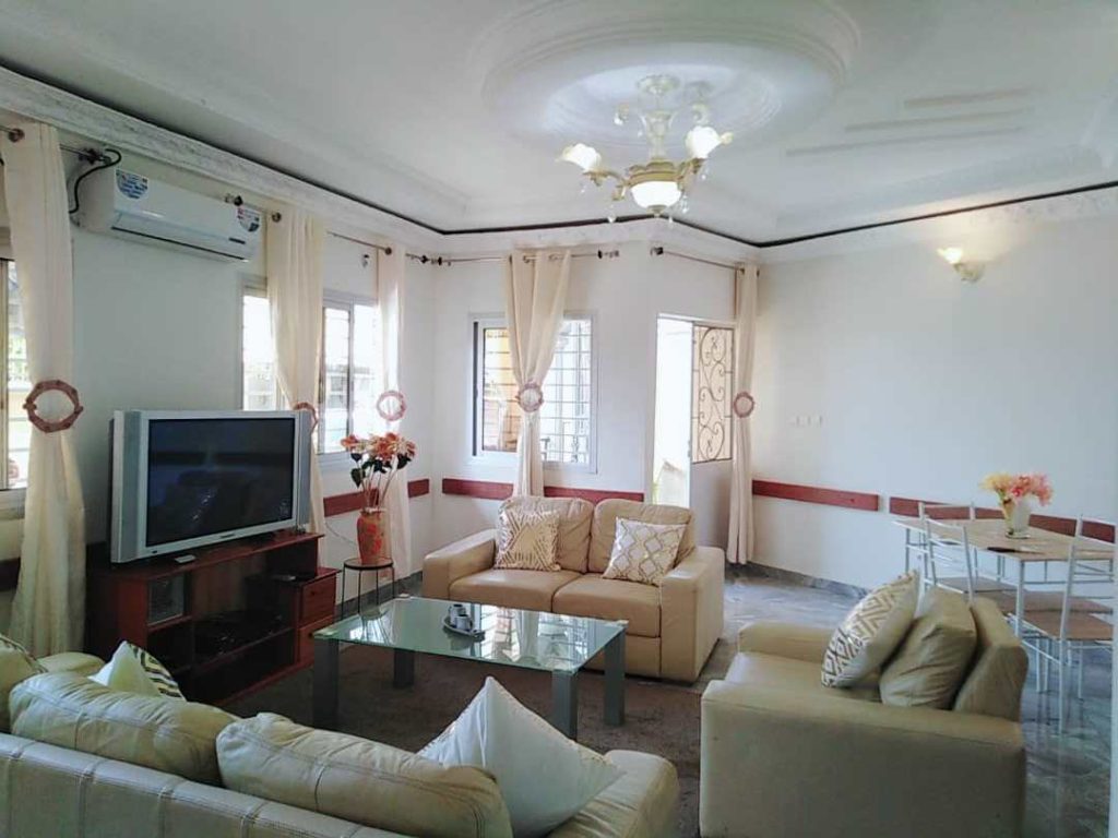 Appartement meublé deux chambres à Kribi quartier Olabè proche plage