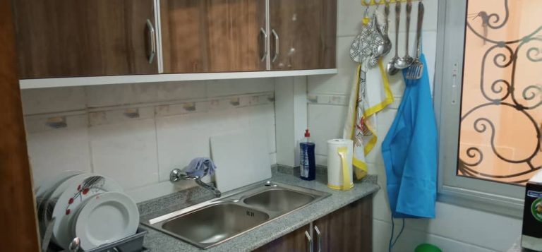 Studio T2 meublé à Odza Yaoundé en bordure de route