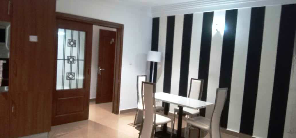 Appartement meublé luxe Bastos Yaoundé près Palais des Congrès