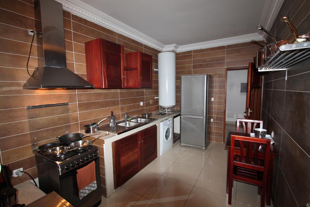 Studio meublé Essos Omnisport Yaoundé derrière Neptune Oil