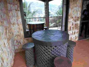 Studio meublé Essos Omnisport Yaoundé derrière Neptune Oil