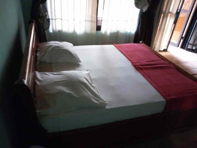 Studio meublé Essos Omnisport Yaoundé derrière Neptune Oil