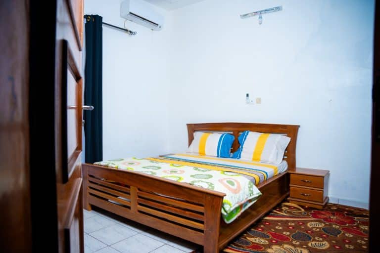 Appartement meublé 2 chambres à Bonamoussadi Douala proche axe principal