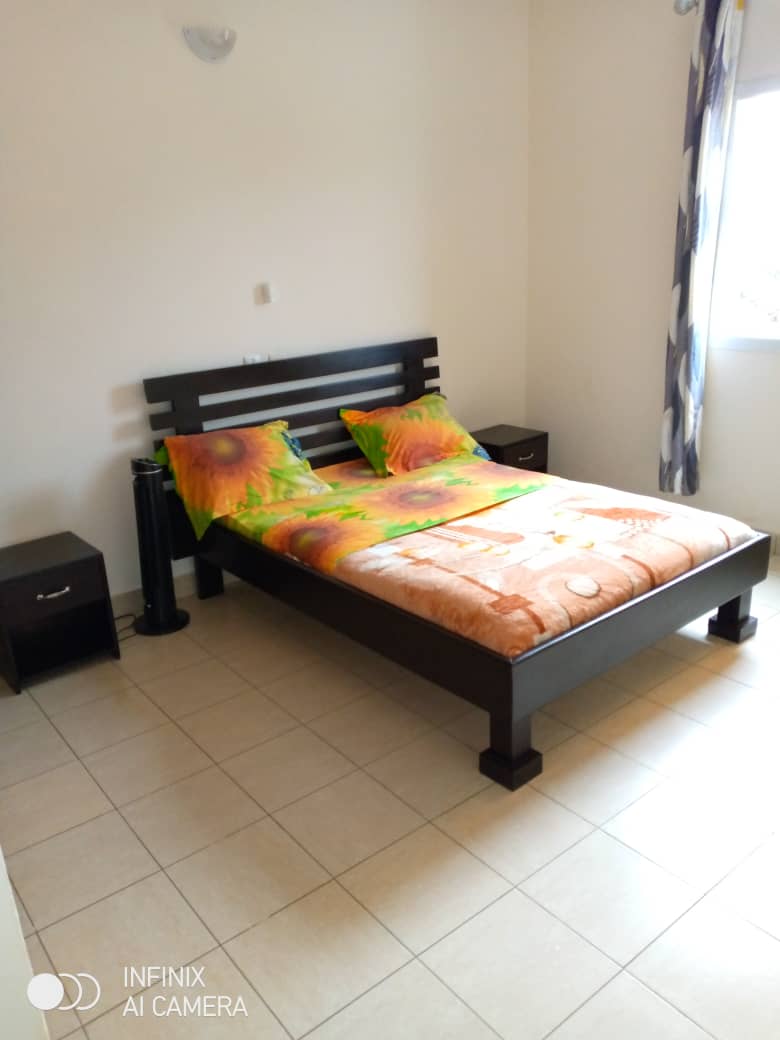 Studio meublé Essos Omnisport Yaoundé derrière Neptune Oil