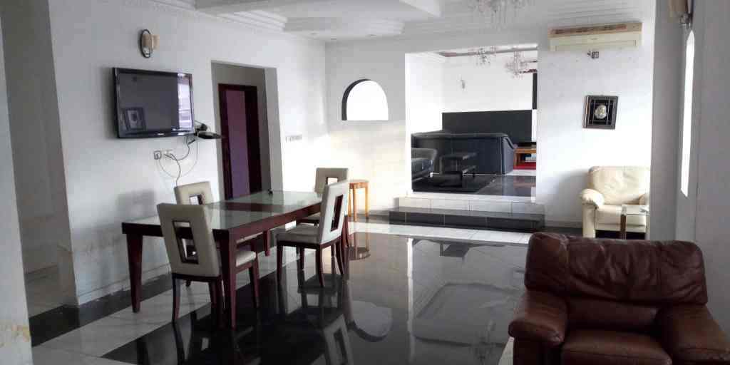 Appartement meublé 3 chambres Bastos Yaoundé près Tradex Bastos