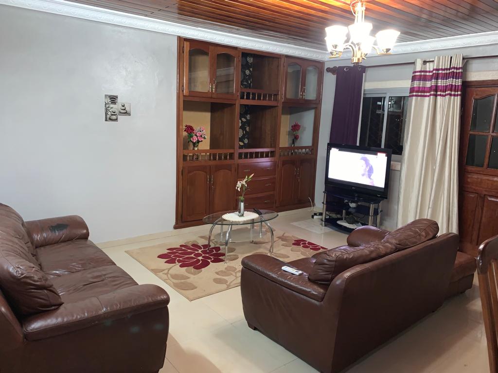 Appartement meublé Biyem-Assi Yaoundé 2 chambres vue panoramique