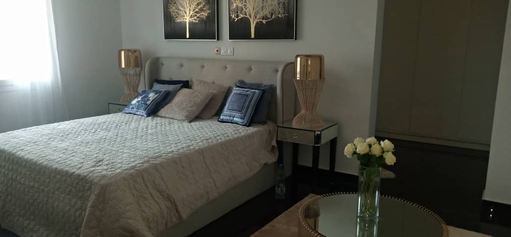 Studio meublé Essos Omnisport Yaoundé derrière Neptune Oil