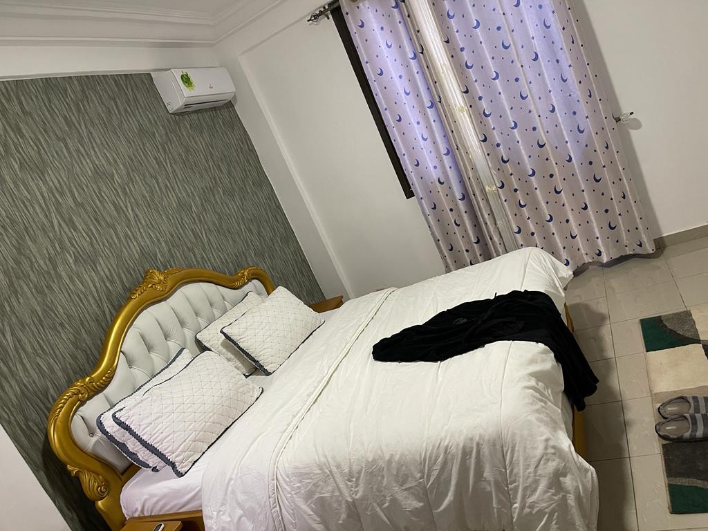 Studio meublé Essos Omnisport Yaoundé derrière Neptune Oil