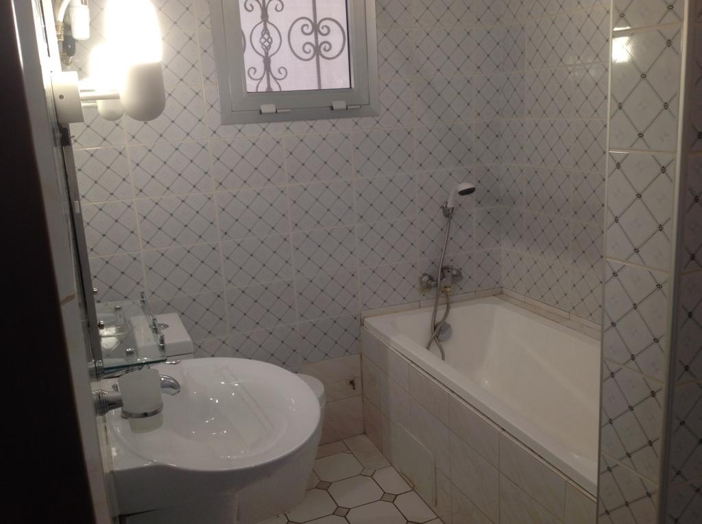 Appartement meublé luxe Bastos Yaoundé près Palais des Congrès