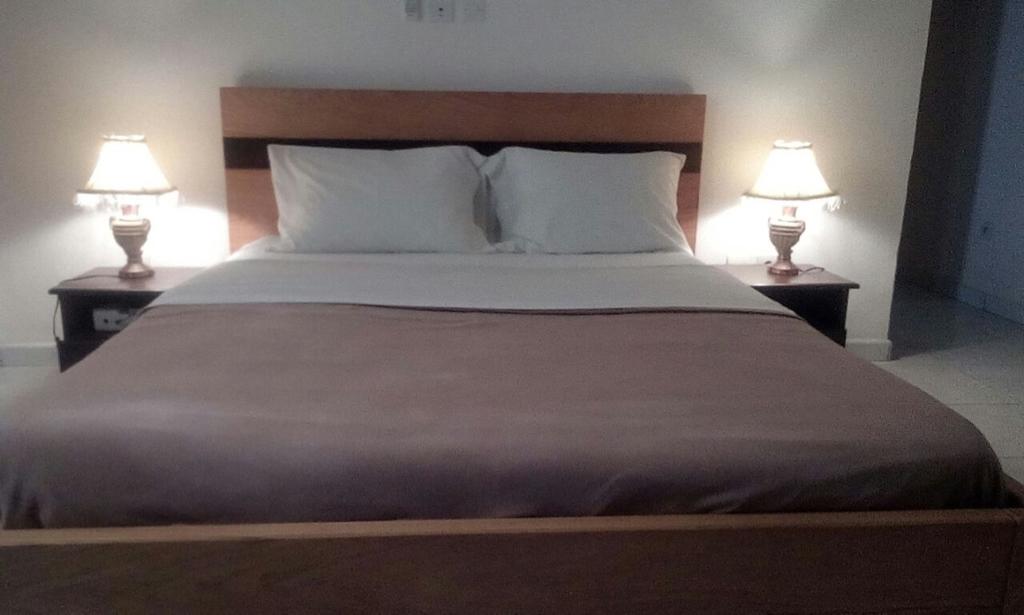 Appartement meublé Bastos Yaoundé 2 chambres balcon