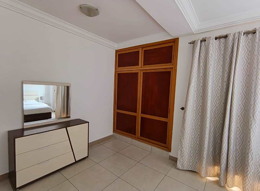 Studio meublé Essos Omnisport Yaoundé derrière Neptune Oil