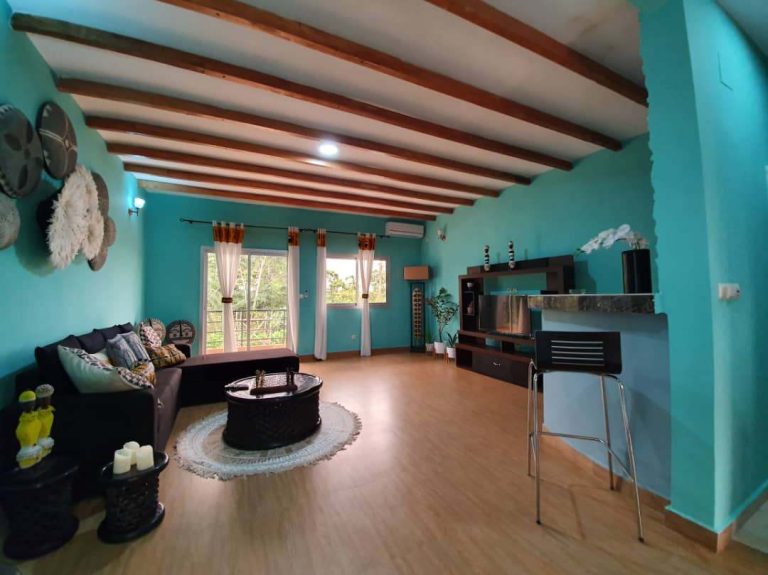 Appartement meublé avec piscine à Kribi Mpolongwe proche Centrale à Gaz