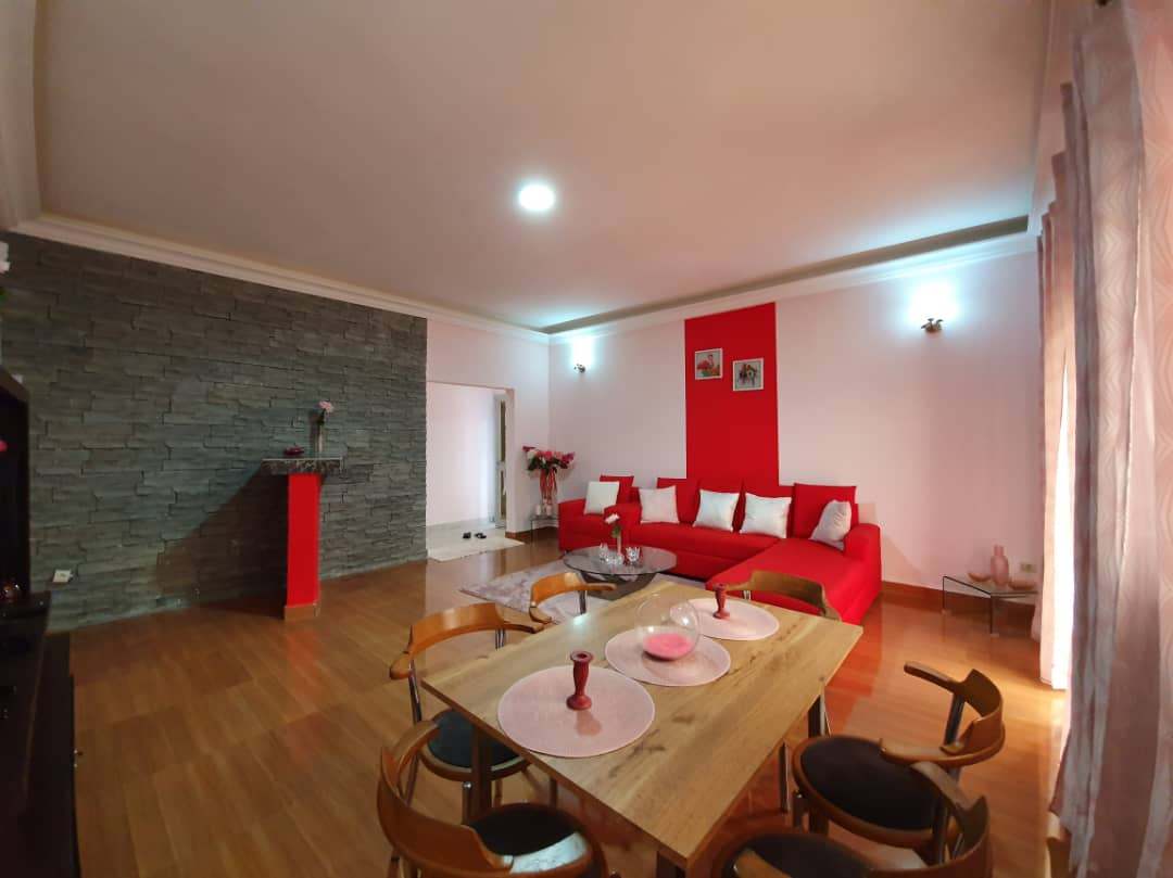 Appartement meublé avec piscine à Kribi proche de la plage et de la Centrale à Gaz