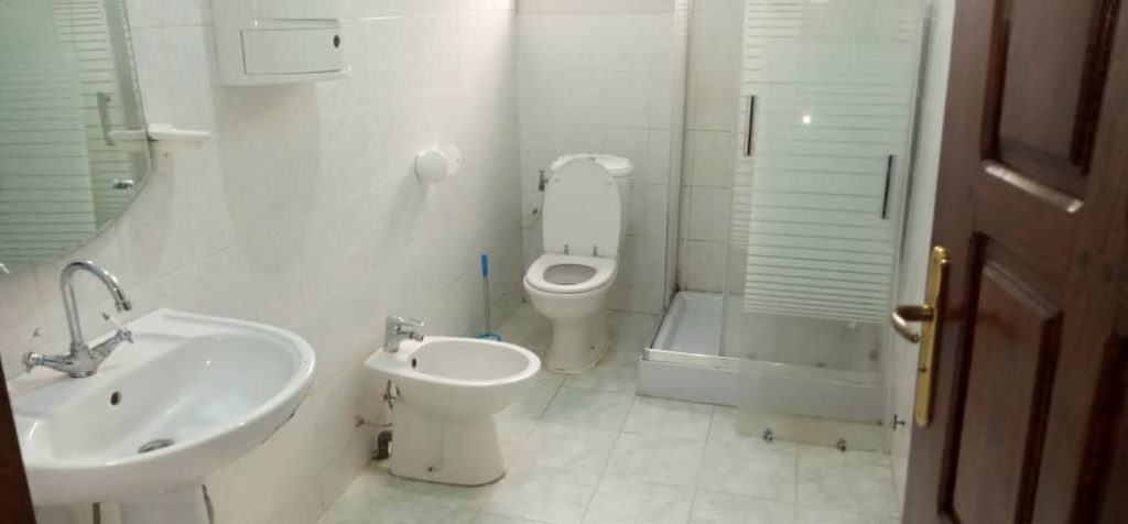 Appartement meublé luxe Bastos Yaoundé près Palais des Congrès