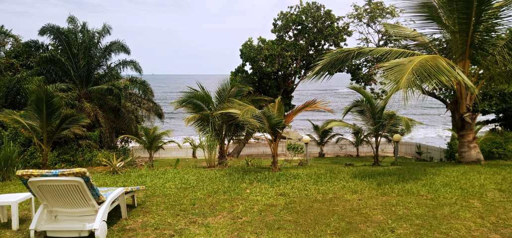 Appartement de luxe en bord de mer à Kribi avec accès direct plage