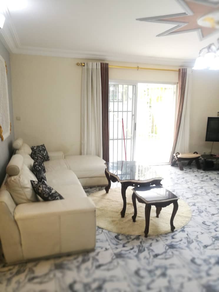 Appartement de luxe à Makepe Douala avec piscine et 2 chambres