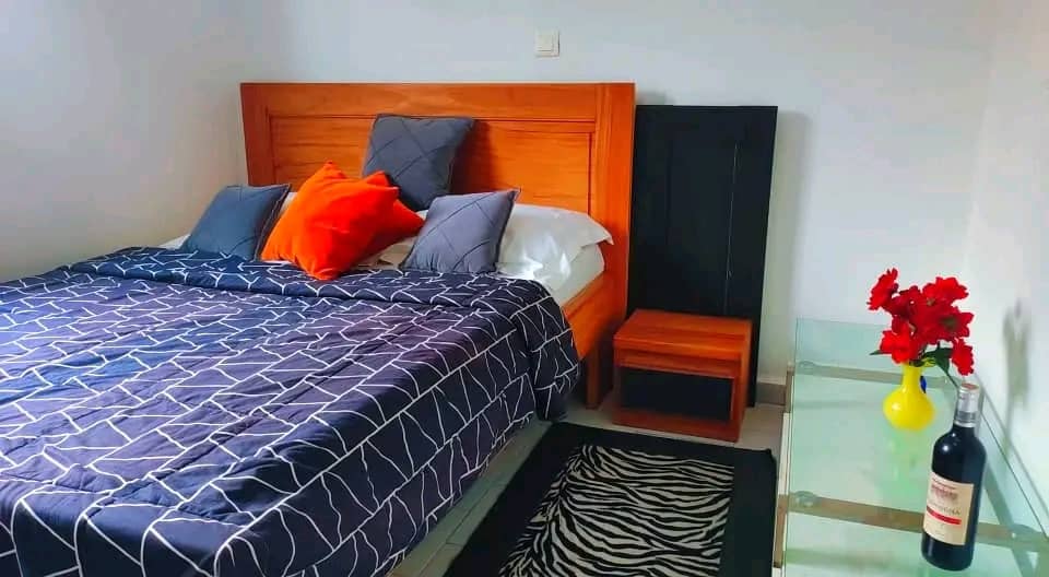 Chambre meublée à Biyem Assi Yaoundé proche rond-point Express