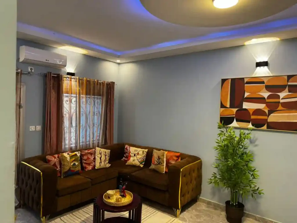 Appartement meublé africain Odza Yaoundé avec chauffeur