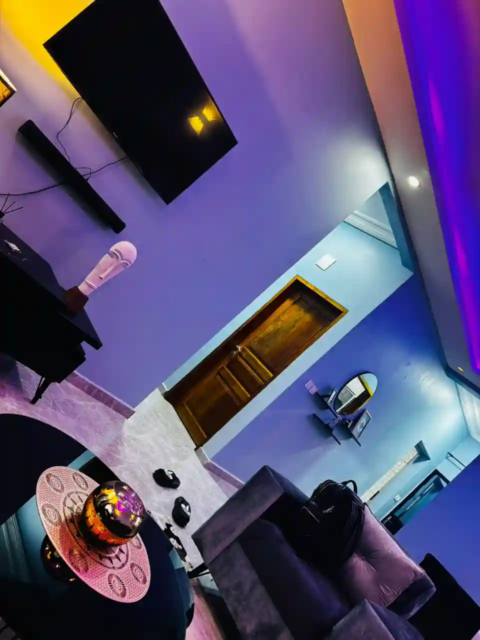 Chambre meublée à Cité Verte Yaoundé avec balcon et climatisation