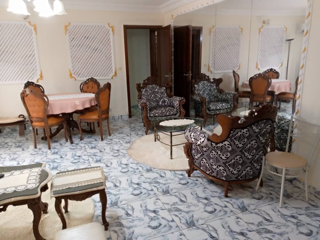 Appartement meublé avec piscine à Bonanjo Douala près du Gicam