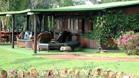 Domaine du Petpenoun Foumbot vue lac Bamendjida Ouest Cameroun