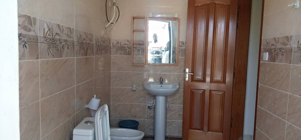 Appartement meublé 3 chambres à Bastos Golf Yaoundé avec vue Golf Club