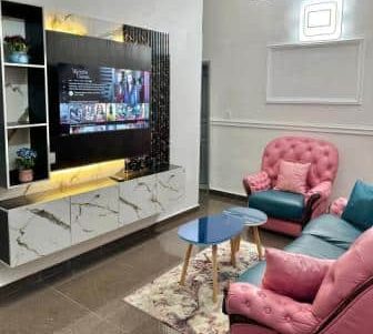 Studio meublé moderne à Douala Logpom carrefour Andem