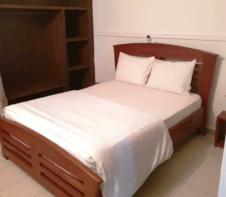 Appartement meublé à Akwa Douala avec ascenseur et vue sur la ville