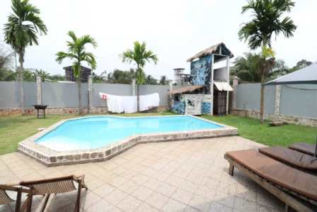 Villa meublée avec piscine privée à Kribi Ebomé proche plage