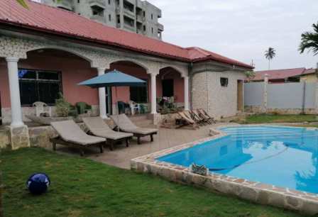 Appartement de luxe en bord de mer à Kribi avec accès direct plage