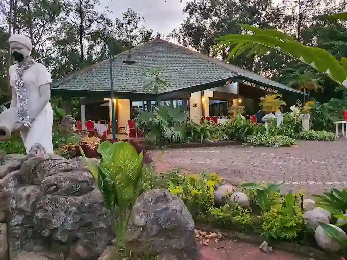 Bois Sainte Anastasie cascades Mfoundi centre-ville Yaoundé