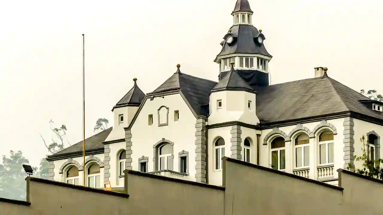 Schloss Buea brume Mont Cameroun patrimoine colonial allemand