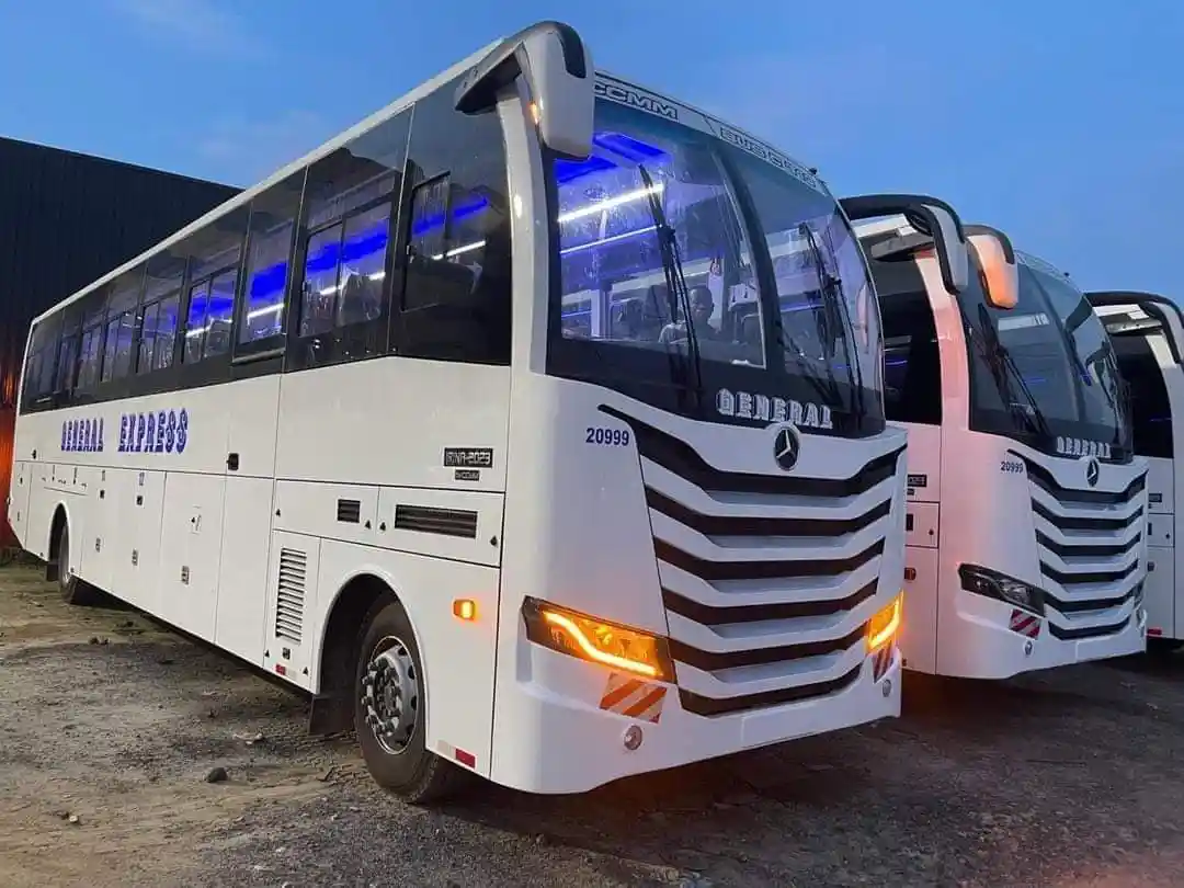 Taxi urbain Douala transport sécurisé voyage Cameroun conseils