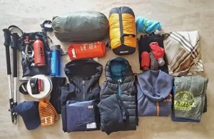 Équipement randonnée ascension Mont Cameroun chaussures sac dos